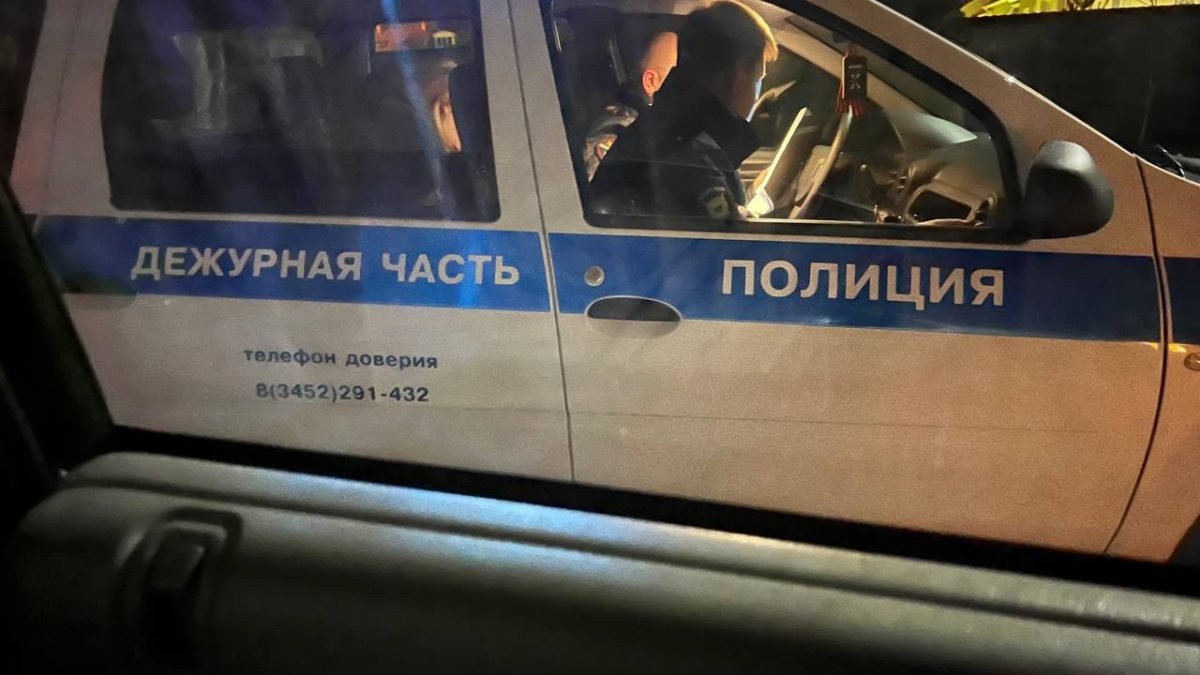 В одном из складских помещений были найдены опасные спиртные напитки компании ИА SM-News Тюмень