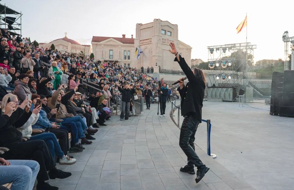 «Земляне» дали концерт для ветеранов СВО и их близких в Херсонесе пресс-служба РМГ
